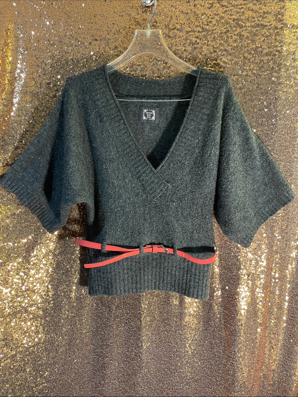 Decree Y2KCharcoal V-Neck Short Sleeve Sweater with Red Belt Accent